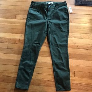 NWT old navy rockstar super skinny high rise 12P